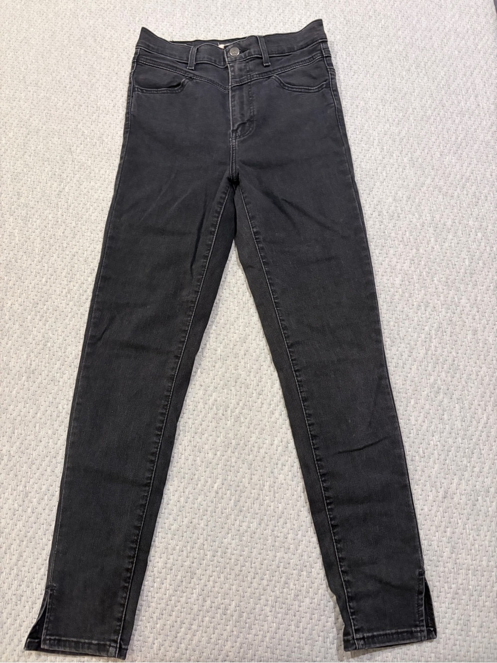 Levi's Mile High Super Skinny Black Ankle Cut Skinny Jeans